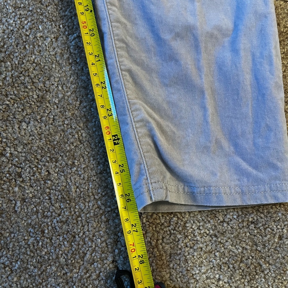 Kut from the Kloth Pale Gray Skinny Pants - Picture 4 of 9